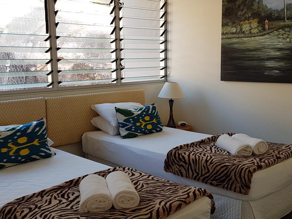 Penthouse On Bright Point Daire Nelly Bay Dış mekan fotoğraf